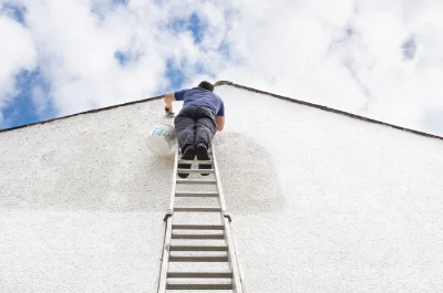 Peinture extérieure à Saint-Denis-la-Chevasse — façades et ravalement